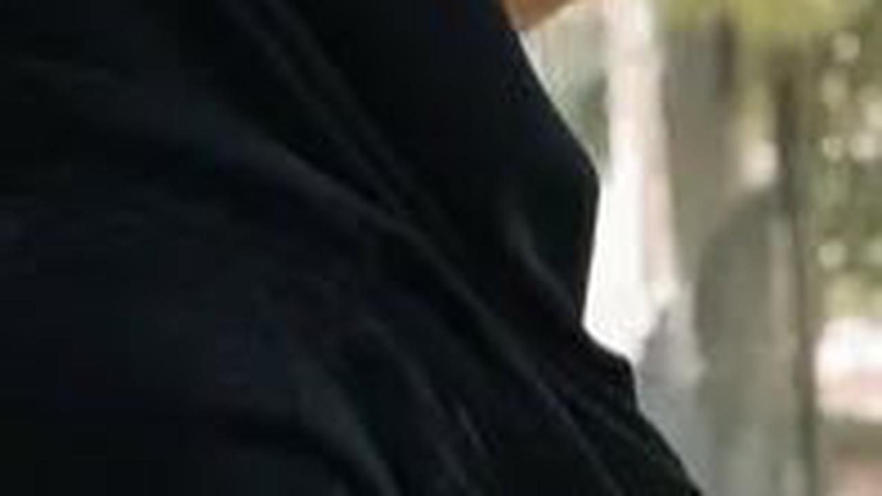 4. Membaca Surat Al-Ikhlas, Al-Falaq, dan An-Nas<br>