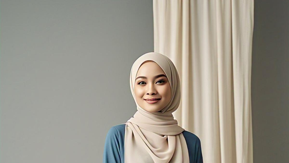 6 Inspirasi Bawahan Kekinian yang Cocok dengan Blouse Hijab, Bikin Kamu Tampil Stylist dan Maxi