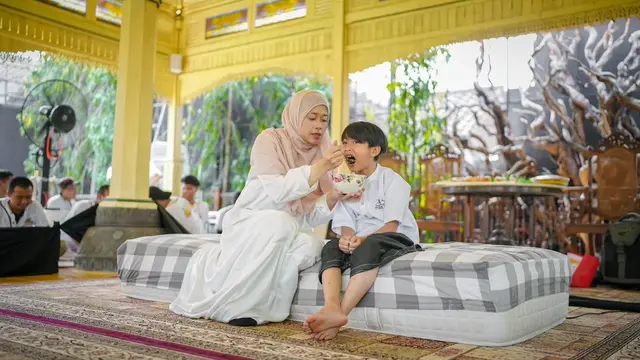 Potret Chafidz Djalu Anak Keempat Irfan Hakim Setelah Jalani Khitan, Salah Satu Langkah Bersuci