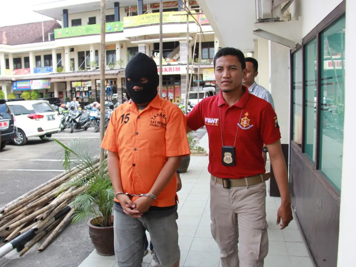 Bermodus Nonton Film Porno, Duda di Cilacap Cabuli 26 Bocah - Regional  Liputan6.com