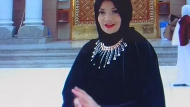 [VIDEO] Perjalanan Umroh Indah Dewi Pertiwi