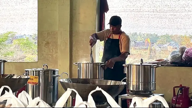 Dapur Umum yang dikelola IPDN menjadi penggerak roda ekonomi di Aceh Tamiang pascabencana banjir.