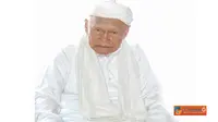 Telah meninggal dunia seorang ulama besar di Kudus, KH Ahmad Basir, pengasuh Pondok Pesantren Darul Falah, ponpes di Kabupaten Kudus.