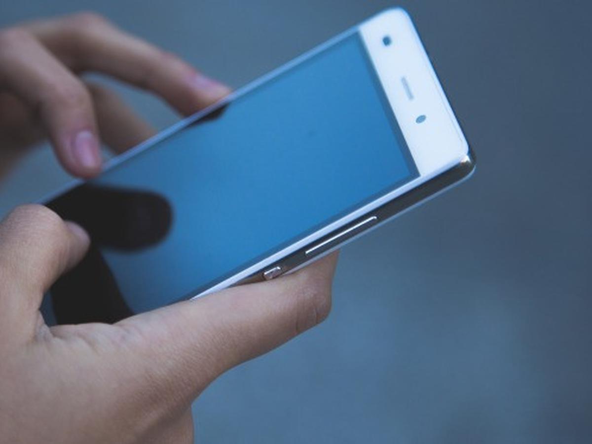 Menuai Kritik, Pengadaan Ponsel Baru Senilai Rp1 Miliar untuk ...