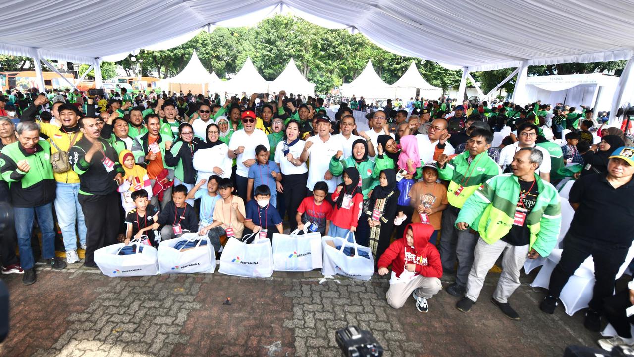 Seribu Senyum Anak Indonesia dari Seribu Seragam Sekolah Bersama Pertamina