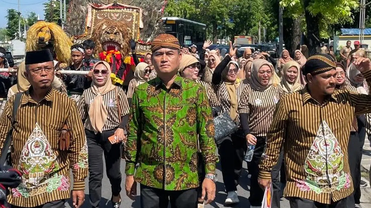 Adi Saputra