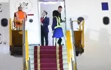 Istana Kepresidenan Prancis Angkat Bicara Soal Insiden Presiden Macron Ditampar Istri di Pesawat
