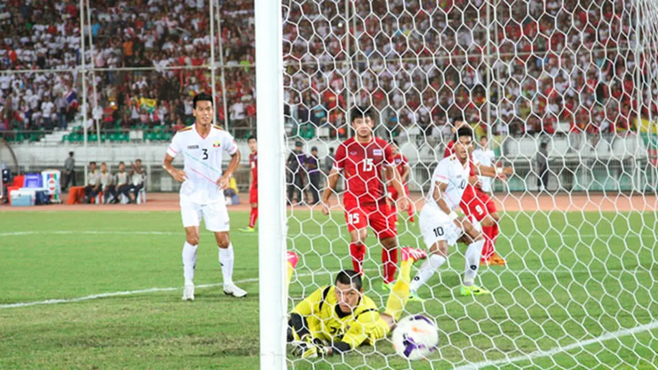 timnas-myanmar-131215b.jpg