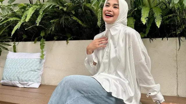 Gaya Hijab Soraya Larasati