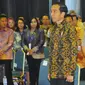 Presiden Joko Widodo (Jokowi) menghadiri acara pembukaan Konferensi Forum Rektor Indonesia 2017 di JCC, Jakarta, Kamis (2/2). Konferensi tersebut bertema "Mewujudkan Amanat Konstitusi Pendidikan Nasional". (Liputan6.com/Angga Yuniar)