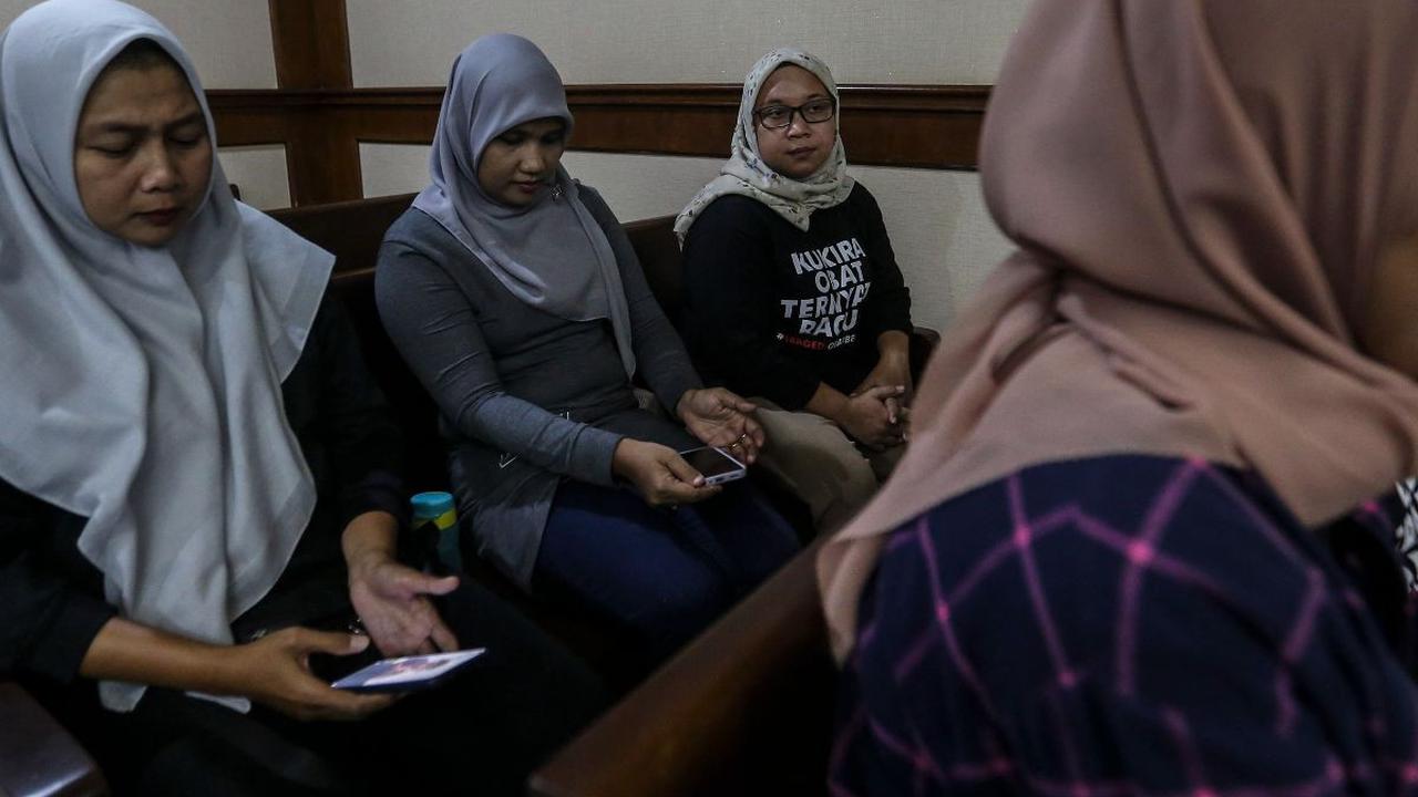 Hingga pada akhirnya keluarga korban mengajukan gugatan class action mewakili 25 korban lainnya ke Pengadilan Negeri Jakarta Pusat sejak awal tahun ini.