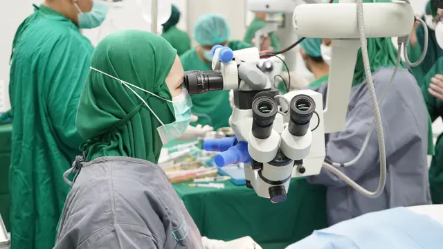 Sido Muncul Gelar Operasi Katarak Gratis untuk 50 Mata di RS Keluarga Sehat Rembang