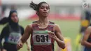 Atlet asal Maluku, Alvin Tehupeiory saat menyelesaikan lomba lari 100 meter putri senior Kejurnas Atletik U18, U20 dan Senior 2019 di Stadion Pakansari, Kab Bogor, Jumat (2/8/2019). Alvin Tehupeiory meraih posisi pertama dengan catatan waktu 11,64 detik. (Liputan6.com/Helmi Fithriansyah)