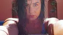Ini selfie Demi Lovato saat di kolam renang, cantik nggak? (instagram/ddlovato)