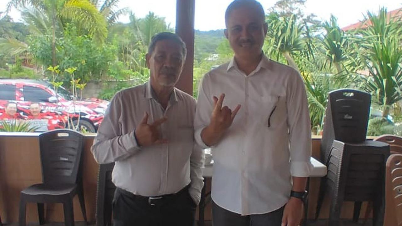 Janes Parengkuan dan Alfred Denny Djoike Tuejeh