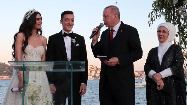Pernikahan Mesut Ozil
