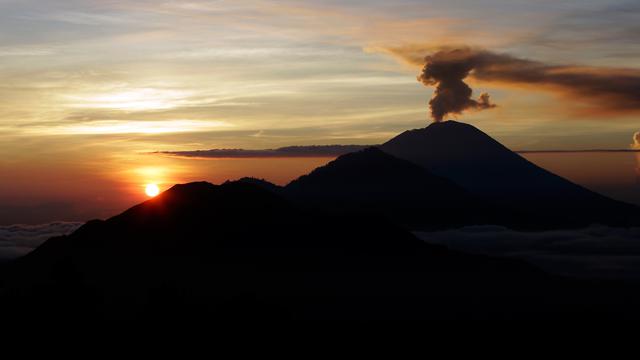 Sunrise Gunung Agung di Bali