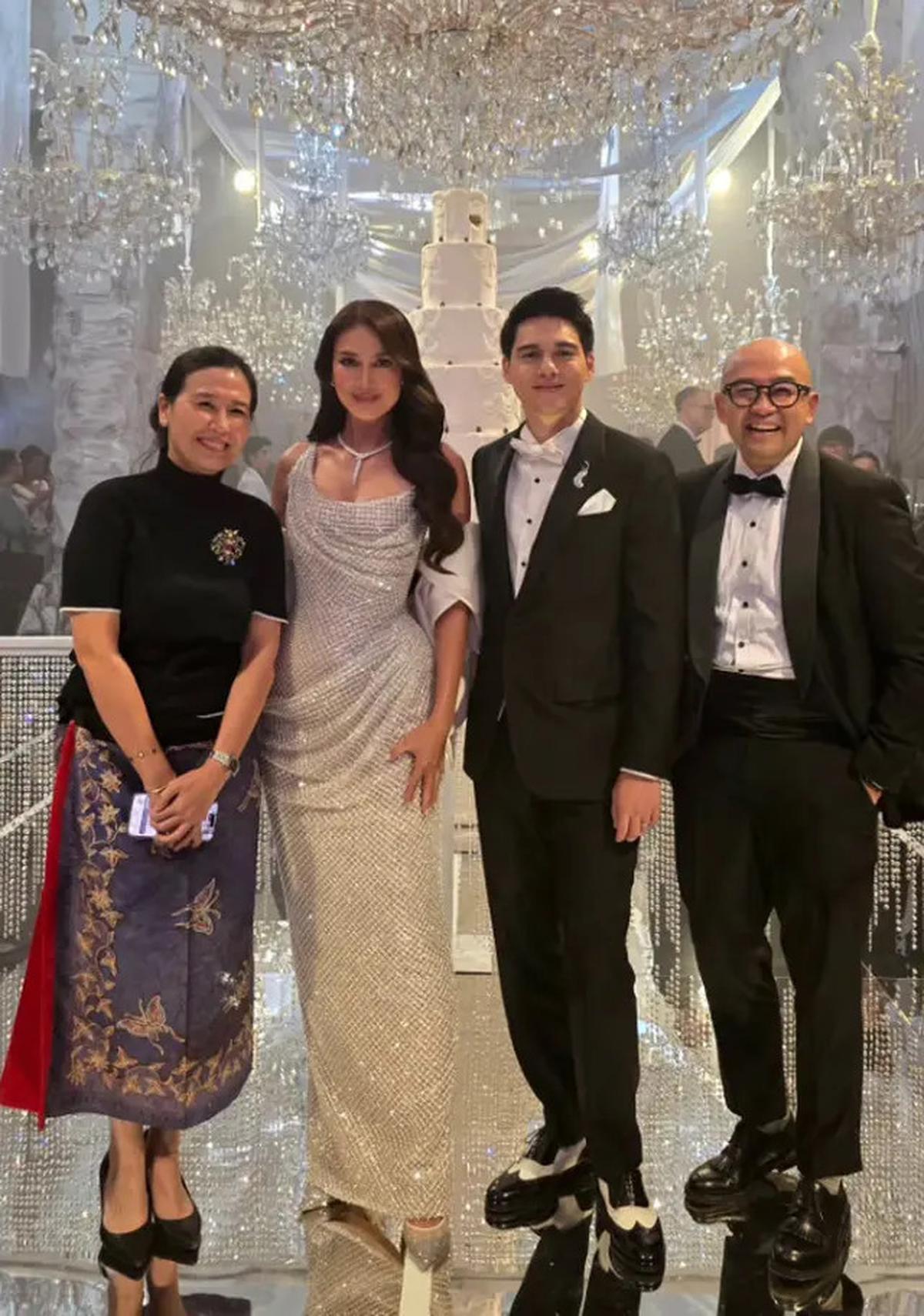 Foto Veronica Tan di Resepsi Luna Maxime, Tampil Elegan dengan Outfit Minimalis