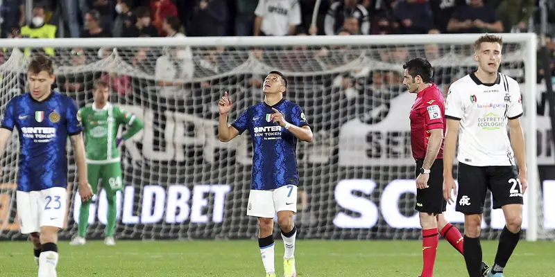 FOTO: Kalahkan Spezia, Inter Milan Sempat Puncaki Klasemen Serie A