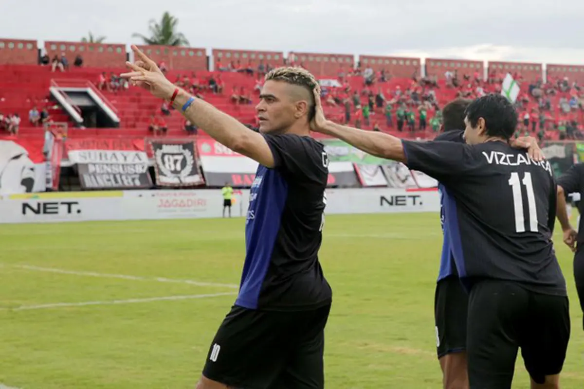 Cristian Gonzales