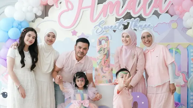 Potret Irish Bella Rayakan Ultah ke-3 Amala/Instagram @_irishbella_