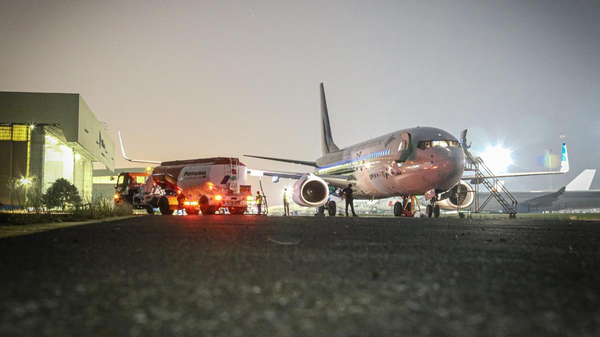  Bahlil: Indonesia Setop Impor Avtur di 2027