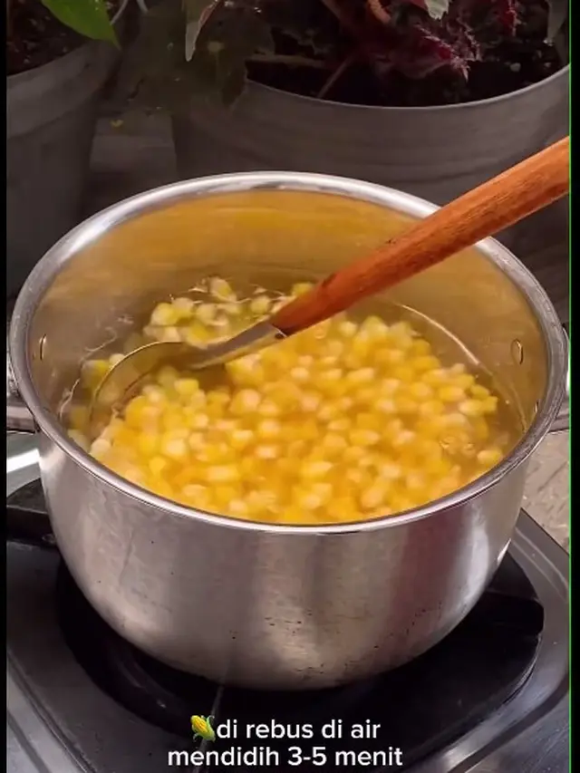 Bukan Diblansir, Inilah Cara Simpan Jagung Pipil Agar Tetap Manis Sampai 8 Bulan
