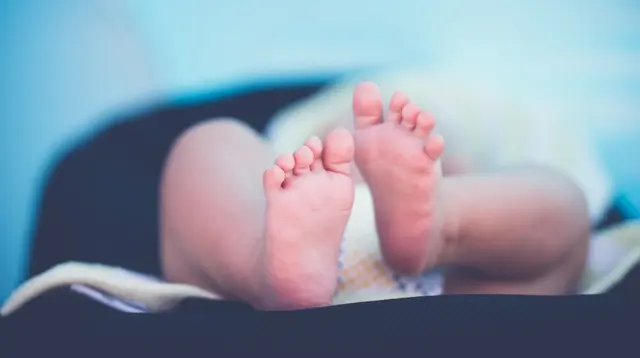 Jangan Tunggu Popok Penuh, Ini Waktu Tepat Menggantinya