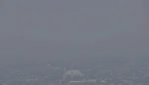 Kabut Asap Kepung Palu, Siswa TK hingga SMP Belajar dari Rumah