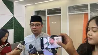 Bakal calon gubernur Jakarta, Ridwan Kamil usai bersilaturahmi ke Kantor DPW PKS di Kemayoran, Jakarta Pusat. (Liputan6.com/Radityo Priyasmoro)