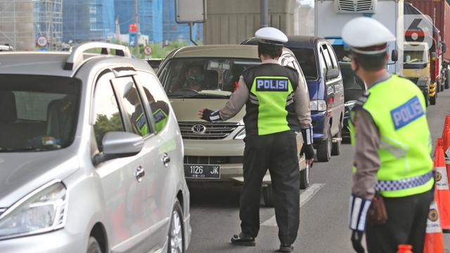 Dirlantas Polda Metro Paksa Putar Balik 20 Ribu Kendaraan