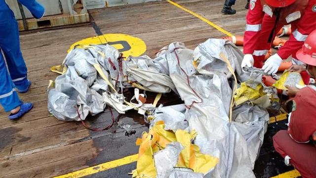 Puing-puing Pesawat Lion Air