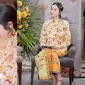 Nong Poy Transgender Tercantik Thailand Pakai Batik (Sumber: Instagram/poydtreechada)