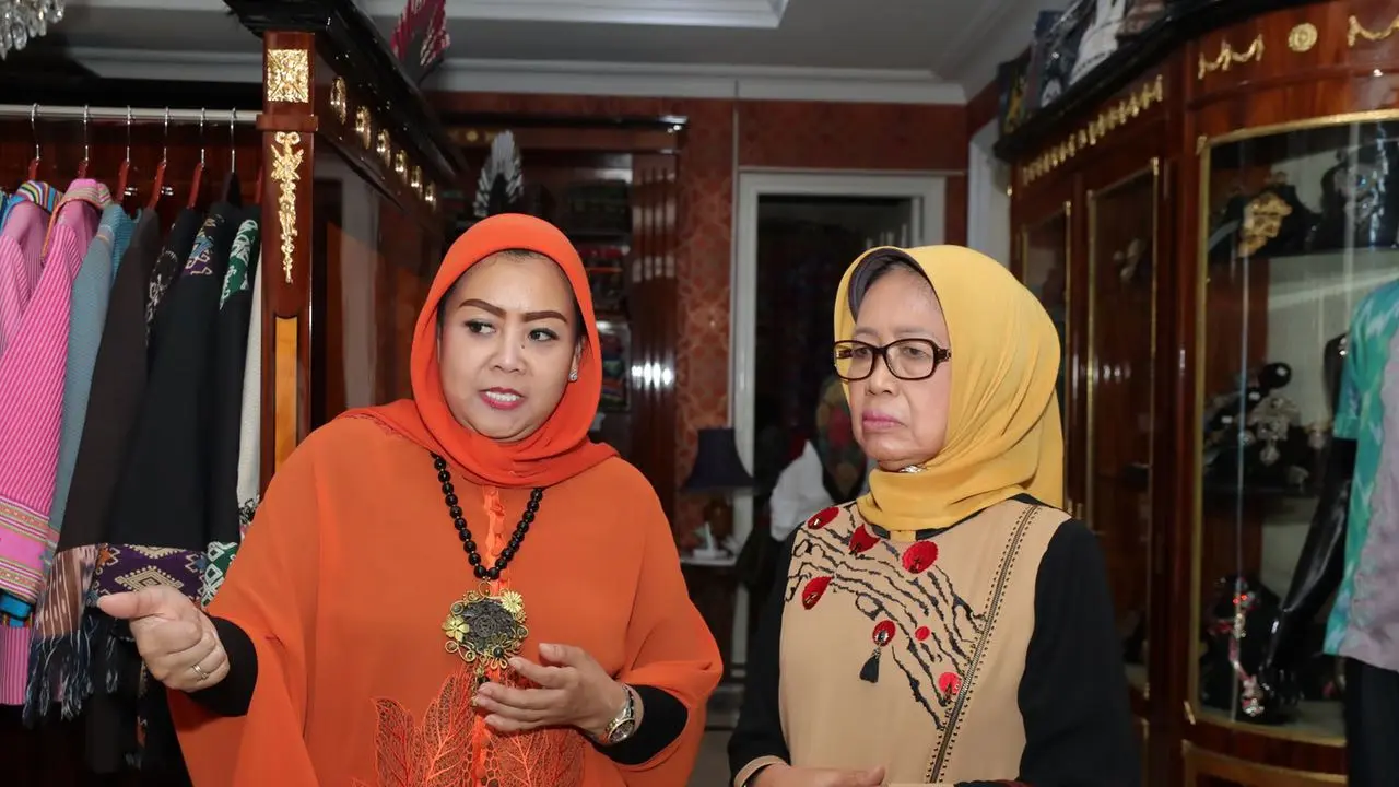 Ibunda Presiden Joko Widodo