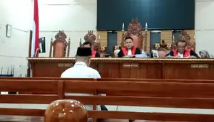 Hakim Vonis Bebas Ketua Bawaslu Mesuji dari Kasus Korupsi Dana Hibah