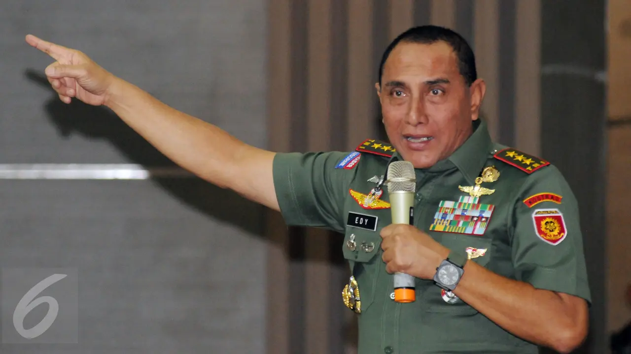 20160830-Pangkostrad Letjen Edy Rahmayadi Nyatakan Siap Pimpin PSSI-Jakarta
