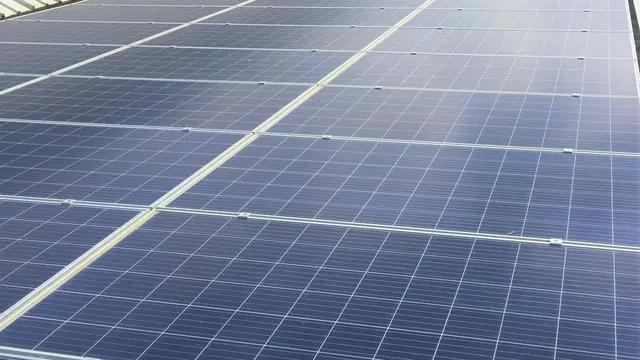 Sediakan Energi Tenaga Surya, Cleantech Solar dan PT Elangperdana Tyre Industry Jalin Kerja Sama