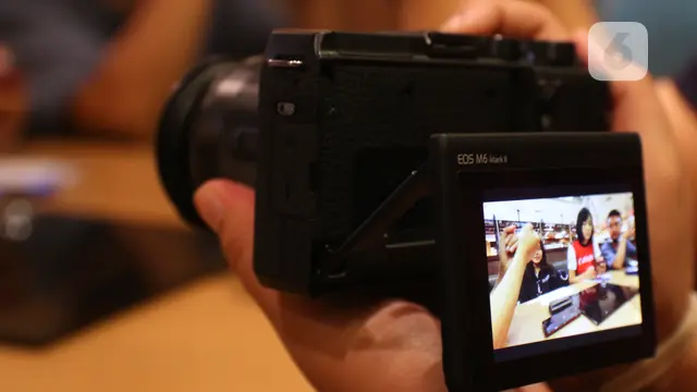 Canon EOS M6 Mark II. Liputan6.com/Keenan Pasha