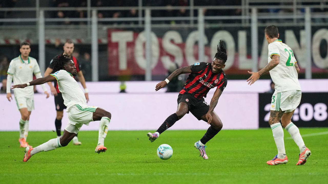 Usai Bantu Milan Kalahkan Roma, Rafael Leao Justru Bicara Soal Tim ...