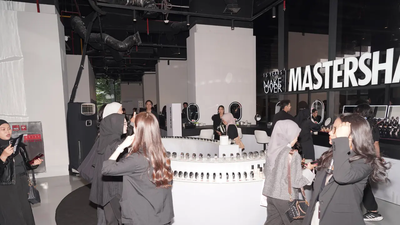 Jawab Kegalauan Beauty Enthusiast Saat Pilih Shade, MAKE OVER Hadirkan Inovasi MASTERSHADE! Apa Itu?