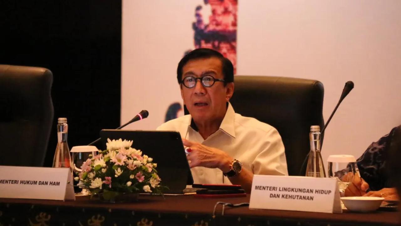 Ungkapan senada disampaikan Ketua DPP PDI Perjuangan Bidang Hukum, HAM, dan Perundang-Undangan DPP Yasonna Hamonangan Laoly. Menurut Yasonna, hubungan antara Megawati dan Jokowi saat ini baik-baik saja.<br>
