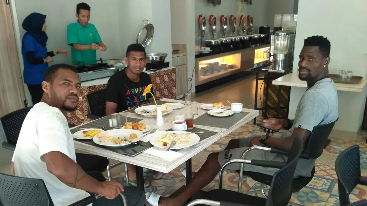 Perseru Serui, Persebaya, Liga 1