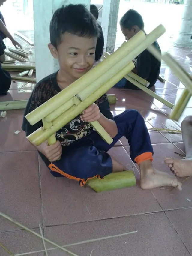 Potret Mainan Murah Meriah Waktu Kecil Ini Bikin Kangen dan Nostalgia