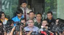Anggota Tim pengacara Komjen Polisi Budi Gunawan Razman Arif Nasution, mendatangi Gedung Komisi Pemberantasan Korupsi (KPK), Jakarta, Jum'at (13/2/2015). (Liputan6.com/Herman Zakharia)