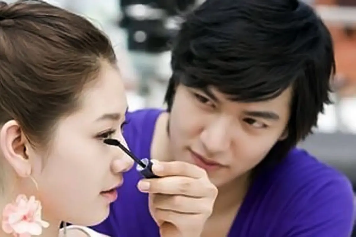 park-shin-hye-lee-min-ho-131120b.jpg