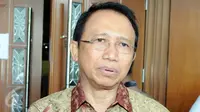 Marzuki Alie menjadi saksi yang meringankan bagi terdakwa Suryadharma Ali di Pengadilan Tipikor, Jakarta, Senin (7/12/2015).(Helmi Afandi)