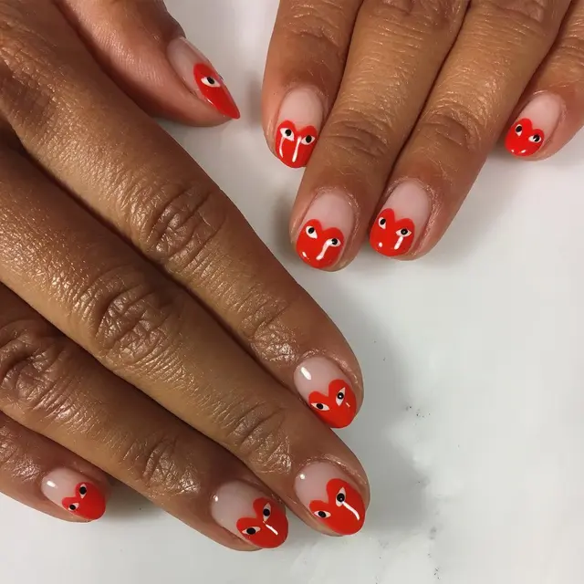 Percantik Kuku di Hari Valentine dengan Kreasi Nail Art Berikut