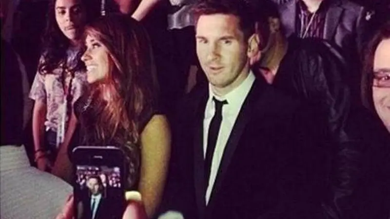 Messi dan kekasihnya Antonella Roccuzzo nonton konser Beyonce