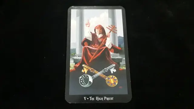 Tarot Cinta, The High Priest (Foto: Elisabet Kusumodewi)