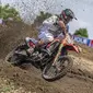 Delvintor Alfarizi, Crosser Astra Honda Racing Team (AHRT) yang menggunakan CRF250R berperforma tinggi saat tampil di ajang MXGP 2024 di putaran ke-12 di Selaparang, Lombok, Nusa Tenggara Barat, Minggu (7/7)/Istimewa.